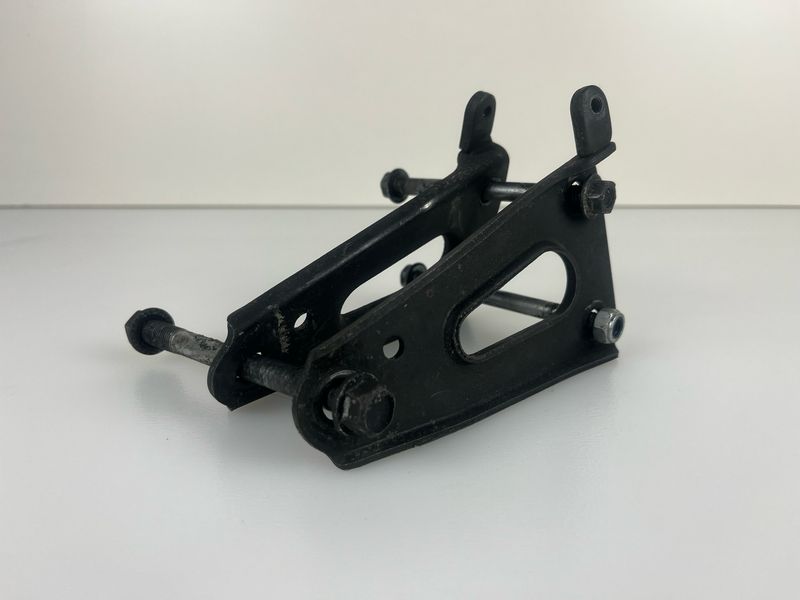 Honda CX500-B engine block suspension bracket