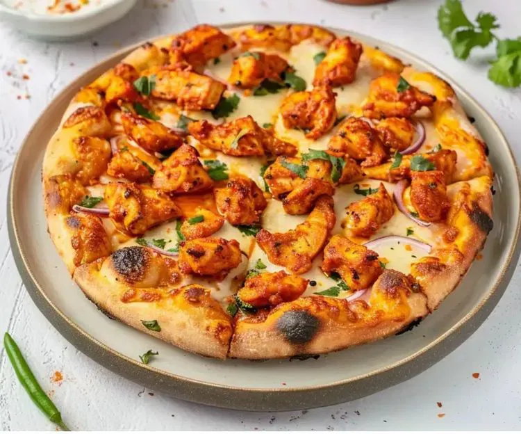 Pizza Chicken 10inch 1pc / চিকেন পিজ্জা ১০ ইঞ্ছি ১ টি