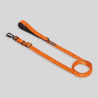Canada Pooch – Laisse utilitaire ajustable couleur orange