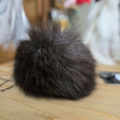 Balle en fourrure recyclée - chat