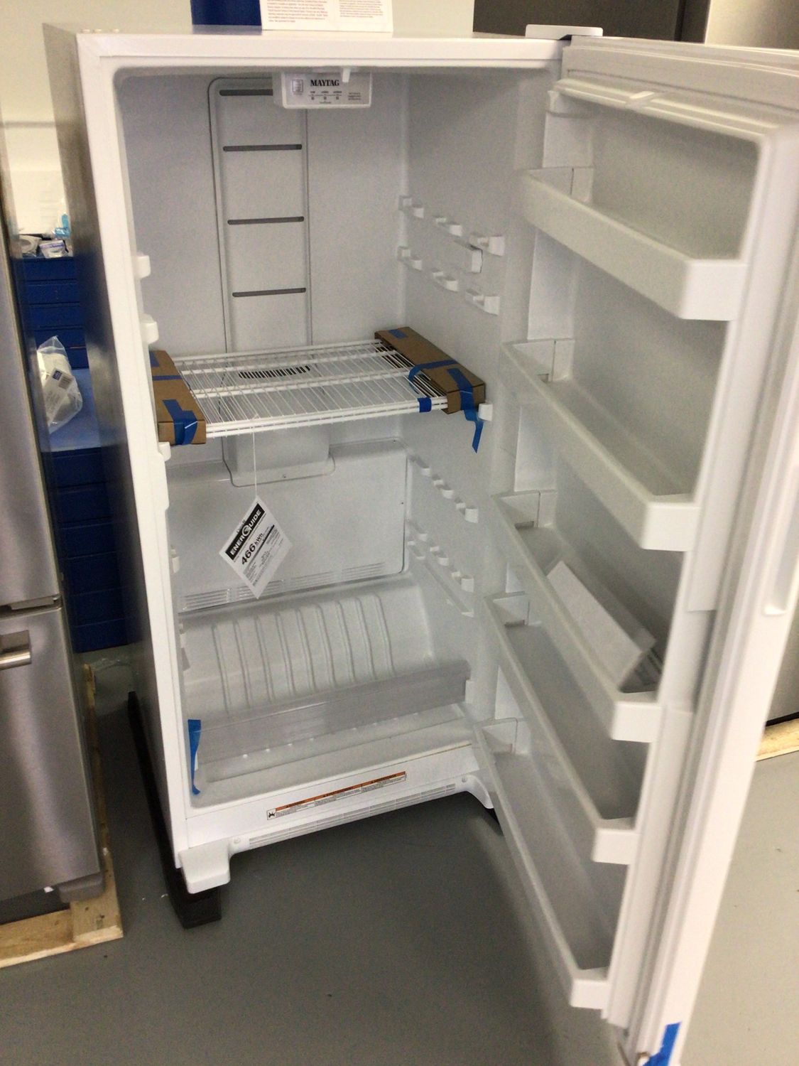MZF34X16DW UPRIGHT FREEZER