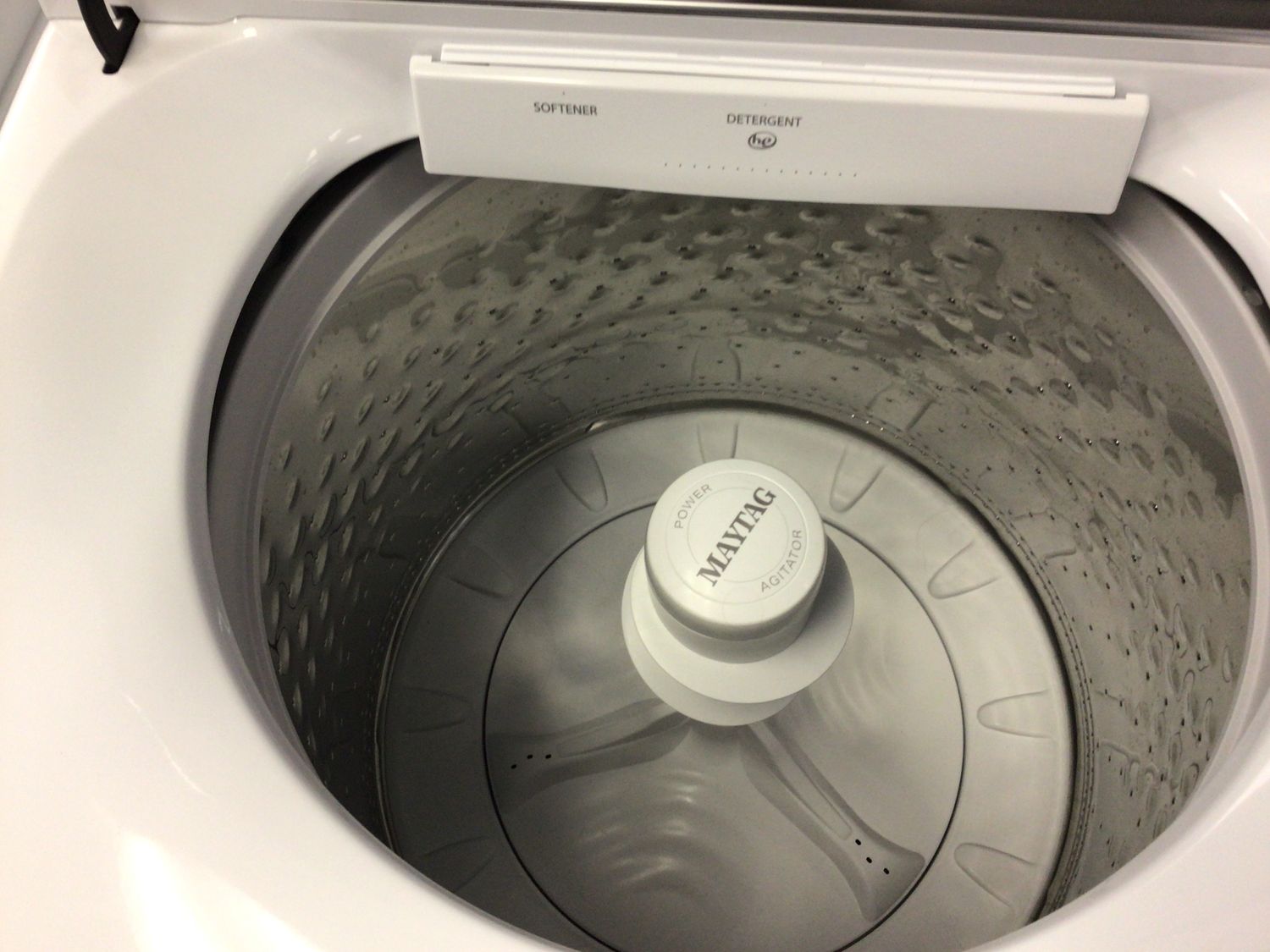 MAYTAG WASHER MVW6230HW 4.7 cu. ft.