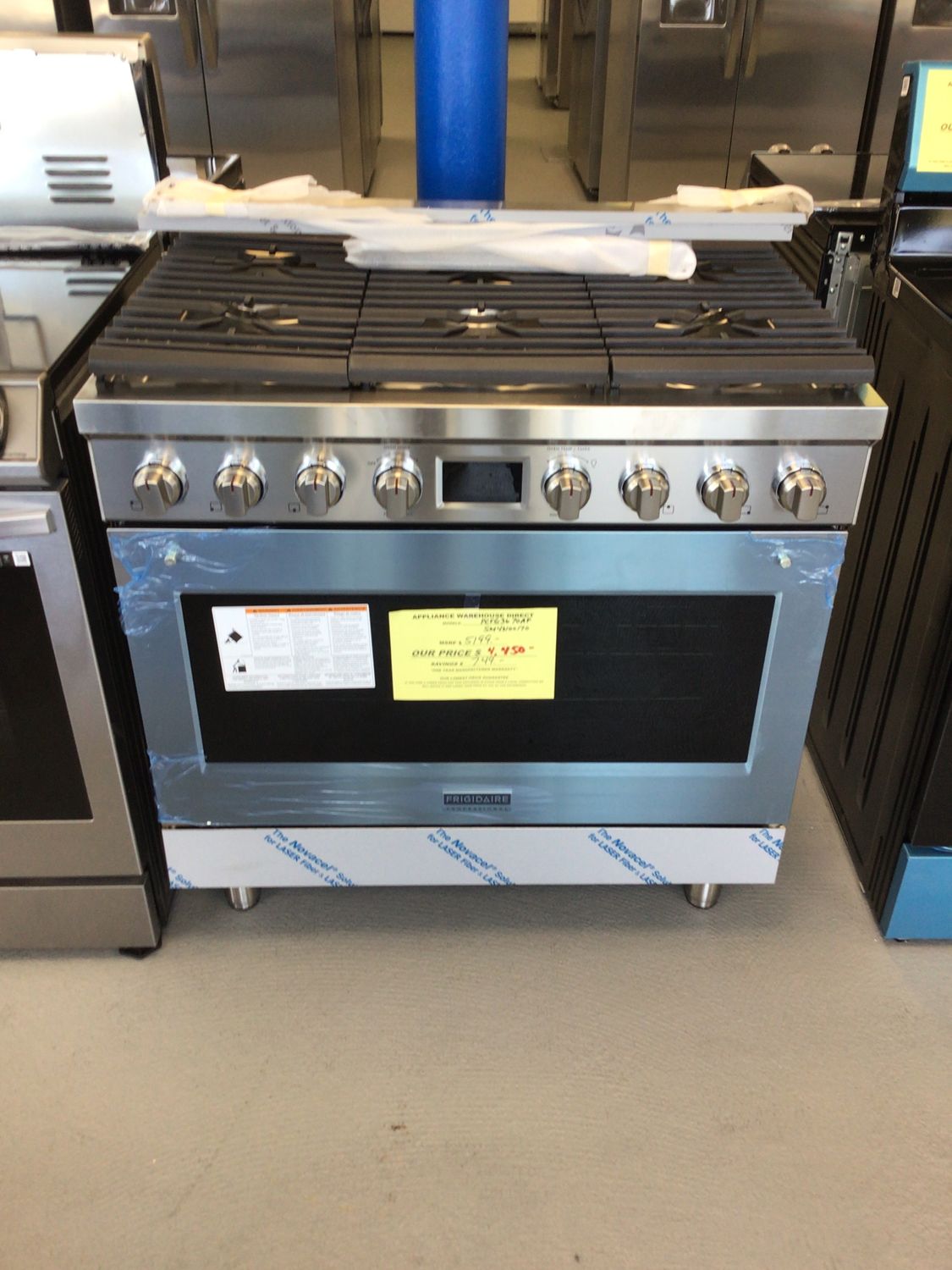 PCFG3670AF Frigidaire Professional 36 in. 6 Burner Slide-In Gas Range with True Convection Stainless Steel