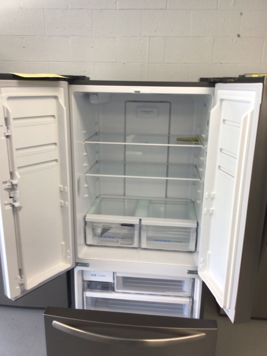 FRFG1723AV Frigidaire 17.6 cu.ft. Counter Depth French Door Stainless Steel Energy Star H.67.9 W.32 D.25.2