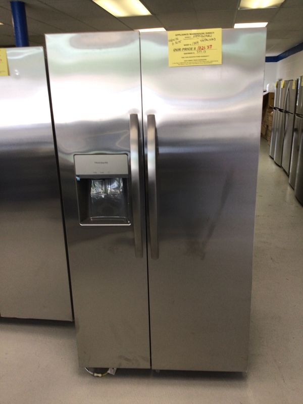 FRSS2623AS-1 Frigidaire 25.6 cu.ft. Side by Side with Ice Maker Stainless Steel Energy Star H.68 W.36 D.32.75