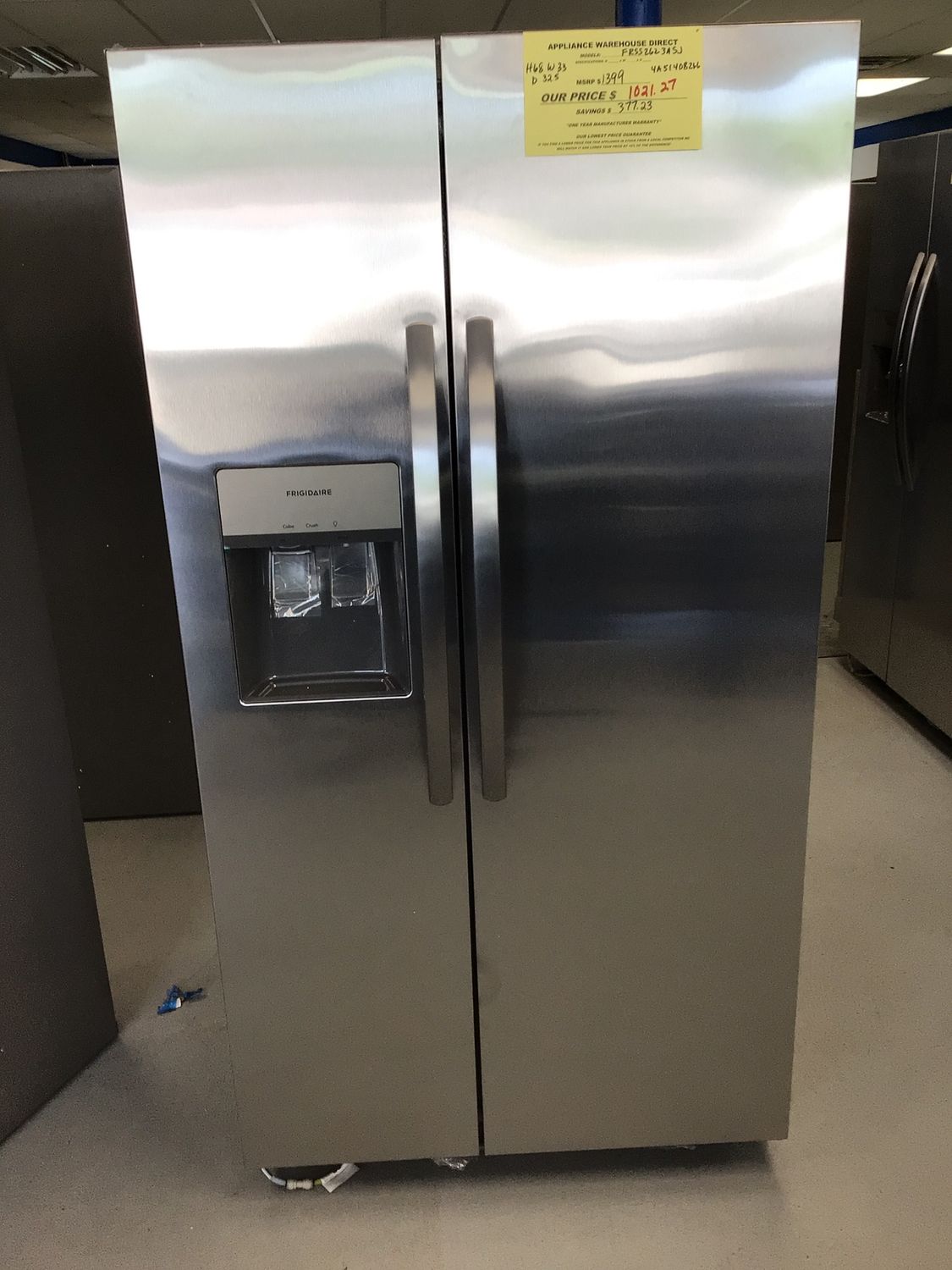 FRSS2623AS-6 Frigidaire 25.6 cu.ft. Side by Side with Ice Maker Stainless Steel Energy Star H.68 W.36 D.33