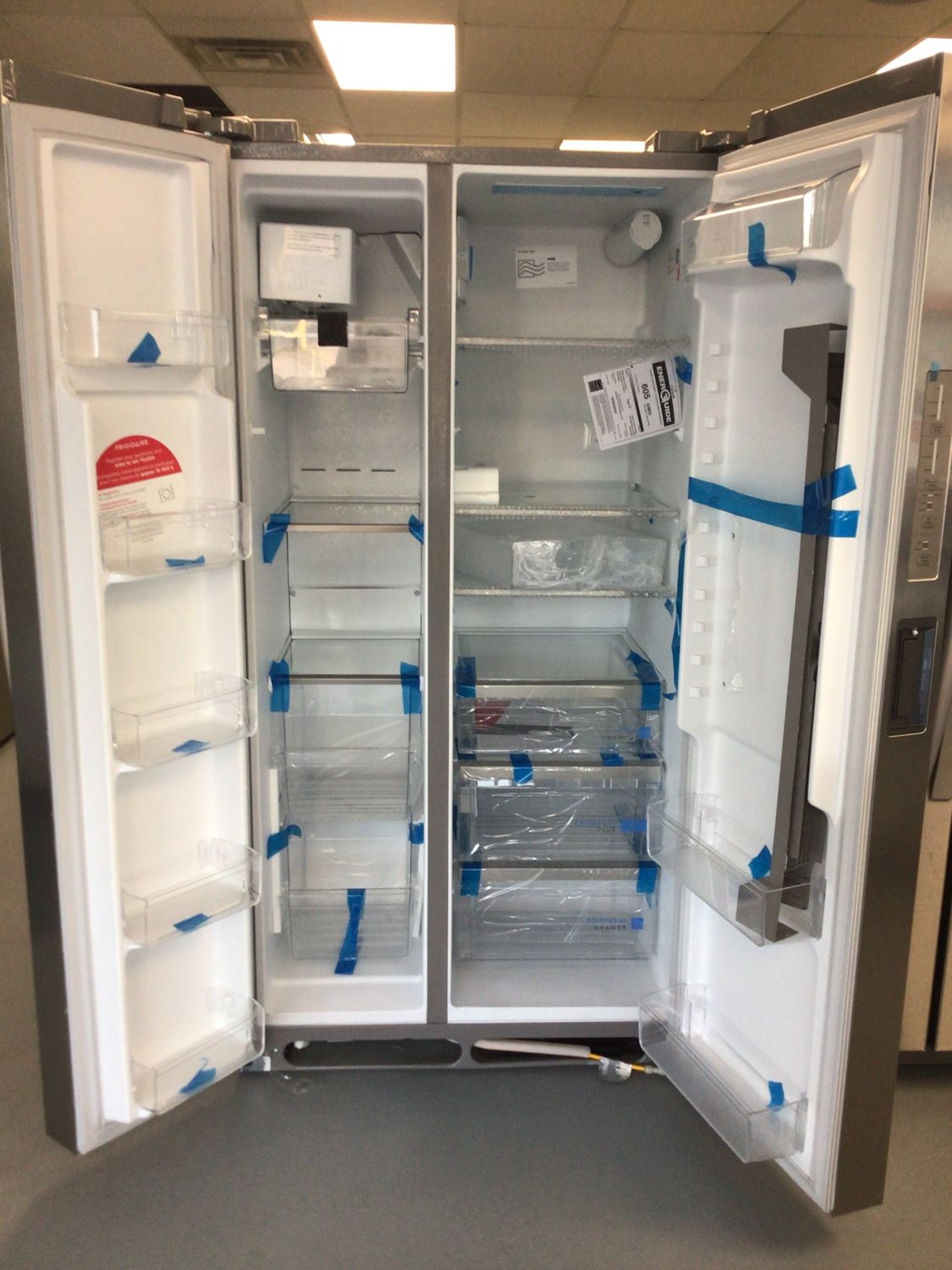 GRSN2620AF FRIGIDAIRE GALLERY REFRIGERATOR, 26 cu.ft., SIDE-BY-SIDE, SMUDGEPROOF STAINLESS STEEL H 69.875&quot; W 36.125&quot; D 35.875&quot;