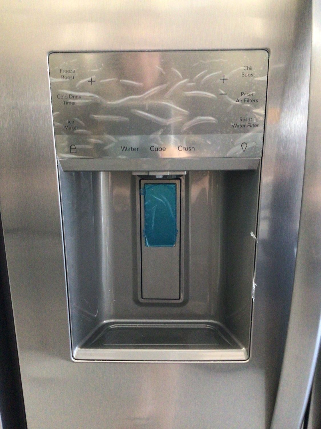 GRSC2352AF FRIGIDAIRE REFRIGERATOR, 22 cu.ft., SIDE-BY-SIDE, SMUDGE-RESISTANT STAINLESS STEEL H 69.875&quot; W 36.125&quot; D 31&quot;