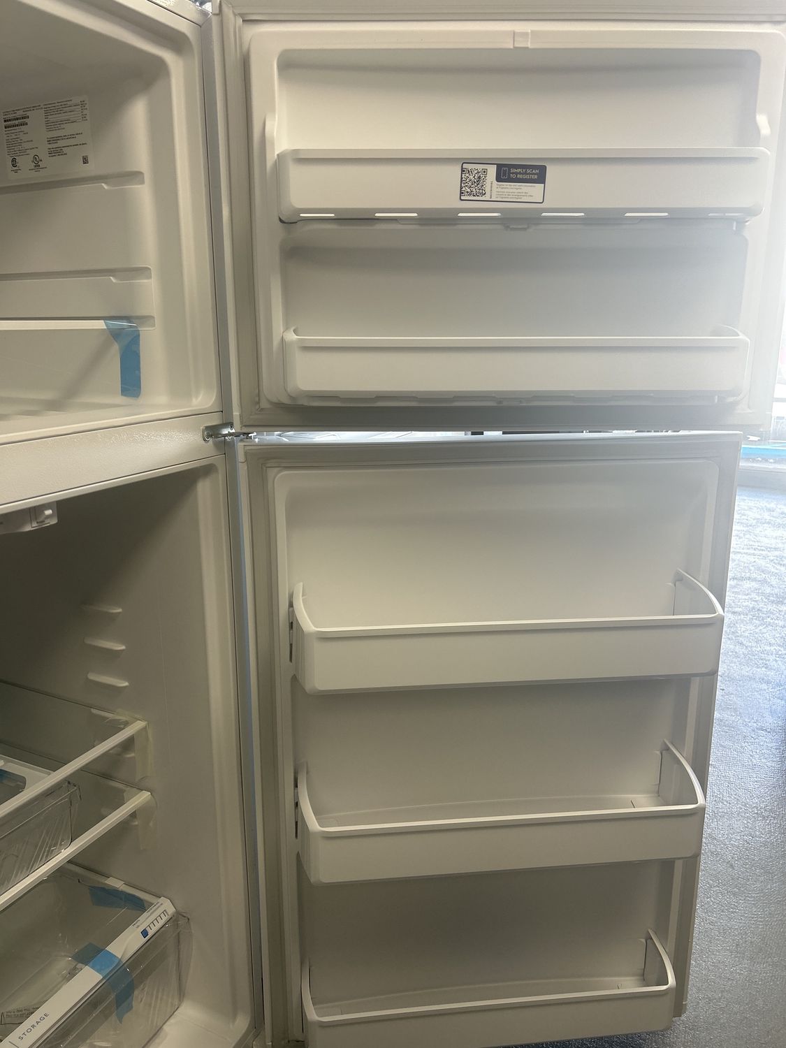 FFTR1835VW FRIGIDAIRE REFRIGERATOR, 18 cu.ft., TOP-MOUNT, GARAGE READY, WHITE, H 66.375&quot; W 30&quot; D 30.375&quot;