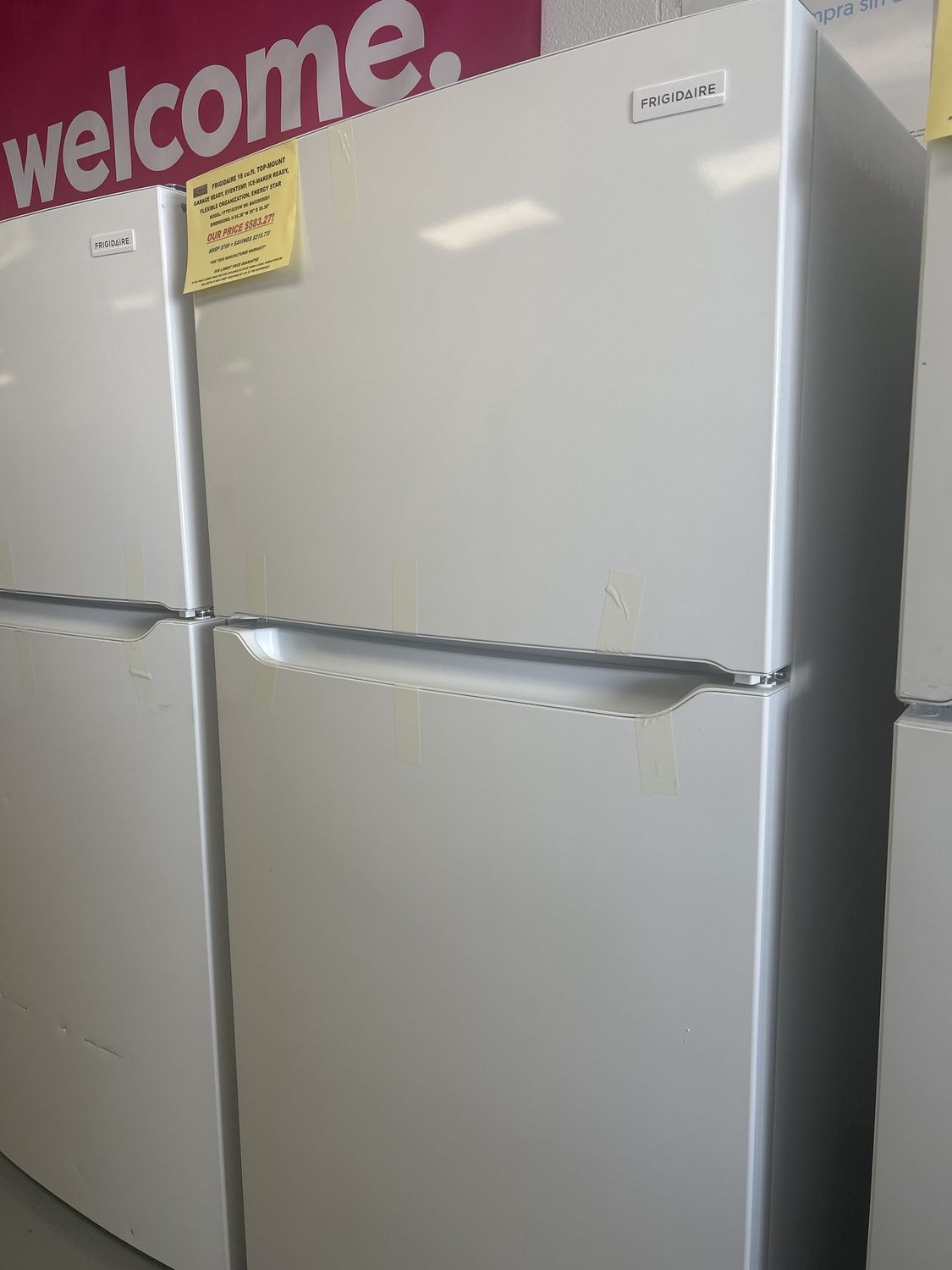 FFTR1835VW FRIGIDAIRE REFRIGERATOR, 18 cu.ft., TOP-MOUNT, GARAGE READY, WHITE, H 66.375&quot; W 30&quot; D 30.375&quot;