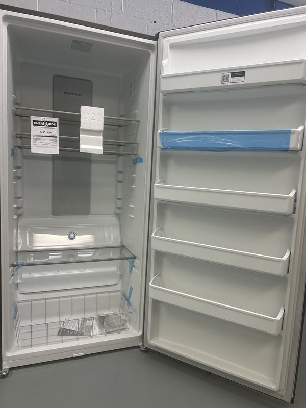 FRUF2020AN FRIGIDAIRE UPRIGHT FREEZER 20 cu.ft., GARAGE READY, CARBON, H 71.75&quot; W 32.875&quot; D 28.25&quot;
