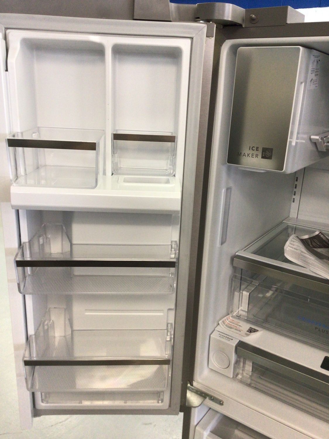 GRFS2853AF-2 FRIGIDAIRE GALLERY REFRIGERATOR, 28 cu.ft., 3-DOOR FRENCH DOOR, SMUDGEPROOF STAINLESS STEEL, H 70&quot; W 36&quot; D 35.7&quot;