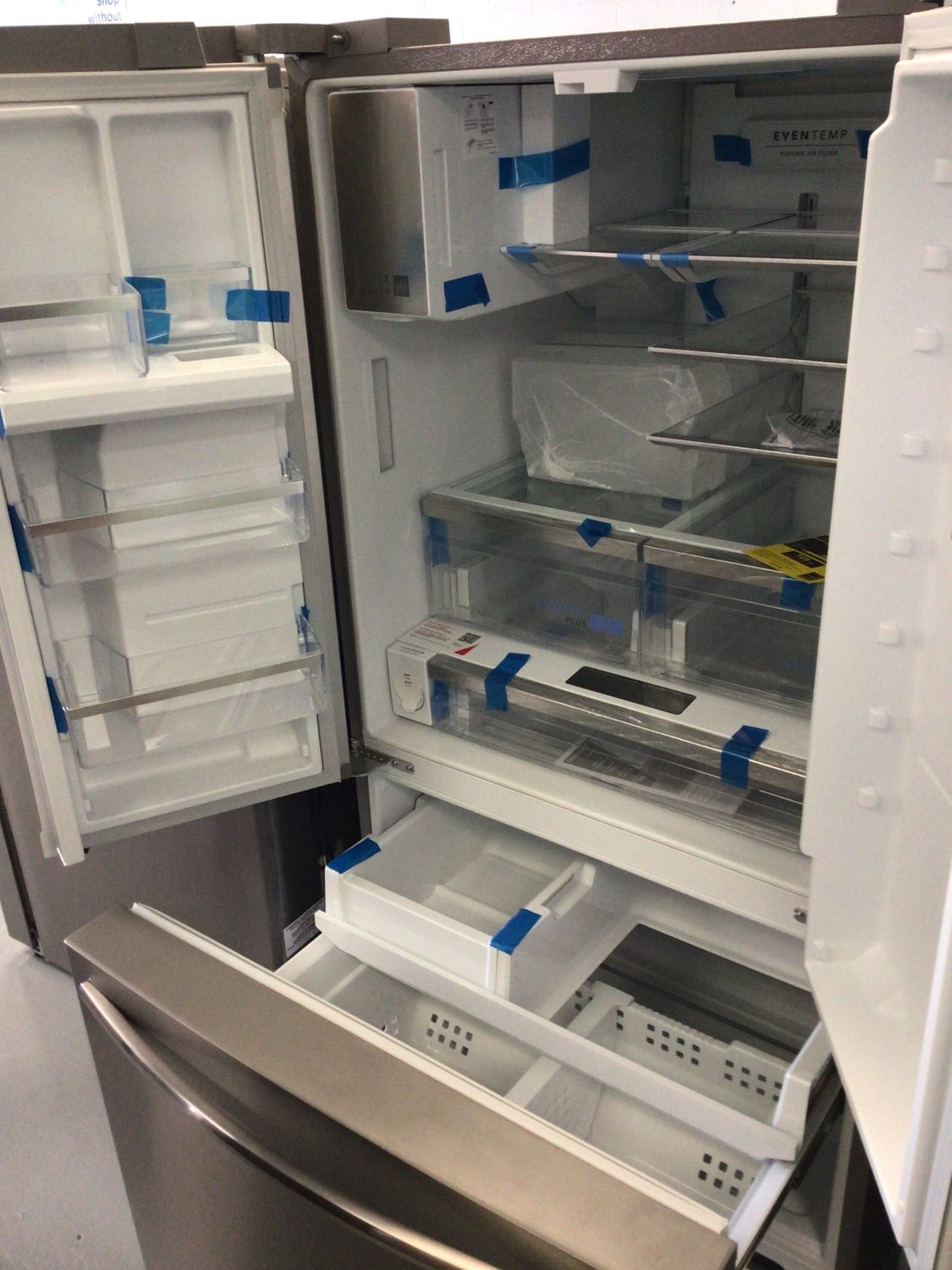 GRFS2853AF-1 FRIGIDAIRE GALLERY REFRIGERATOR, 28 cu.ft., 3-DOOR FRENCH DOOR, SMUDGEPROOF STAINLESS STEEL, H 70&quot; W 36&quot; D 35.7&quot;