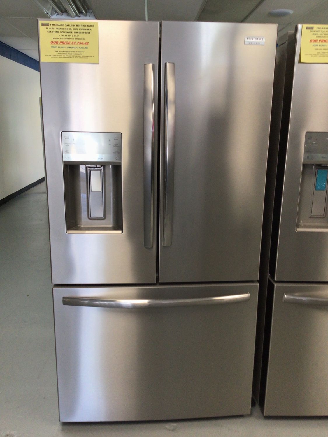 GRFS2853AF Frigidaire 27.8 cu. ft. French Door Stainless Steel Energy Star H.68.3 W.36 D.33