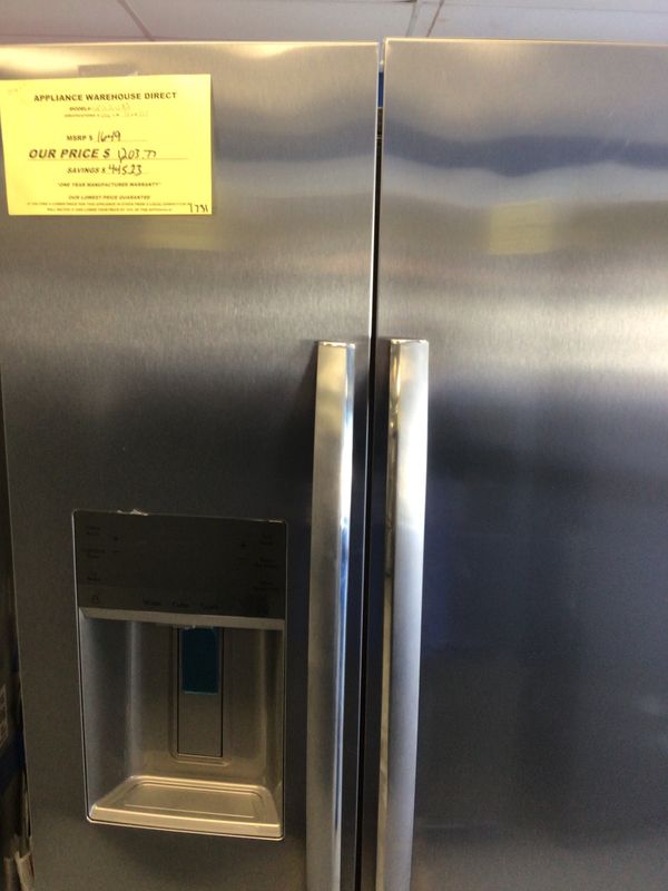 GRSS2652AF FRIGIDAIRE GALLERY 25.6 cu.ft. SIDE BY SIDE, HIGH CAPACITY FREEZER ICEMAKER, WATER AND ICE DISPENSER, EVENTEMP COOLING, FLEXIBLE STORAGE, ENERGY STAR, FINGERPRINT RESISTANT STAINLESS STEEL,