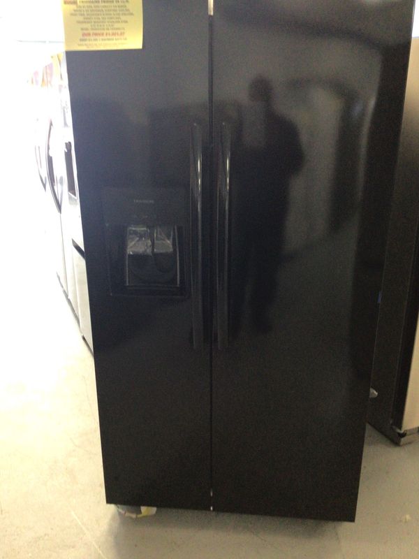 FRSS2623AB FRIGIDAIRE REFRIGERATOR 26 cu.ft. SIDE BY SIDE, HIGH CAPACITY ICE MAKER, WATER &amp; ICE DISPENSER, EVENTEMP COOLING, FROST FREE, ADJUSTABLE SLIDING GLASS SHELVING, ENERGY STAR, ADA COMPLIANT, 