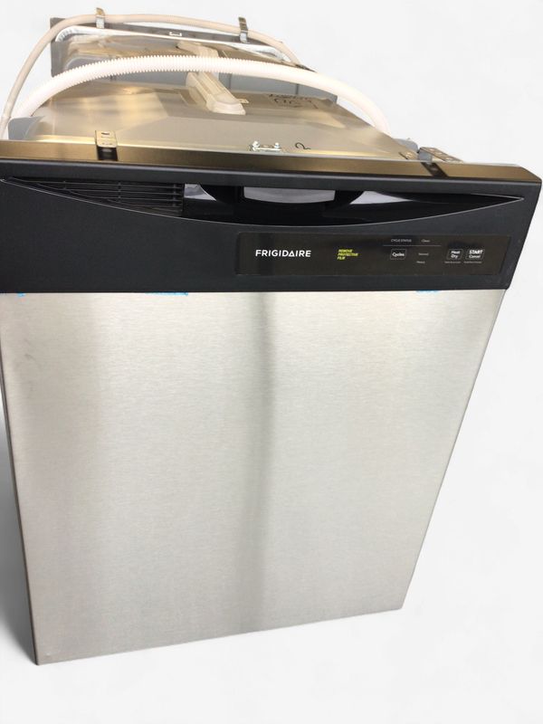 FDPC4221AS-1 Frigidaire Smart 24" Front Control Built-in Dishwasher, 62 dBA, 5 Level Wash System, Energy Saver Dry Option, Adjustable Height, Stainless Steel