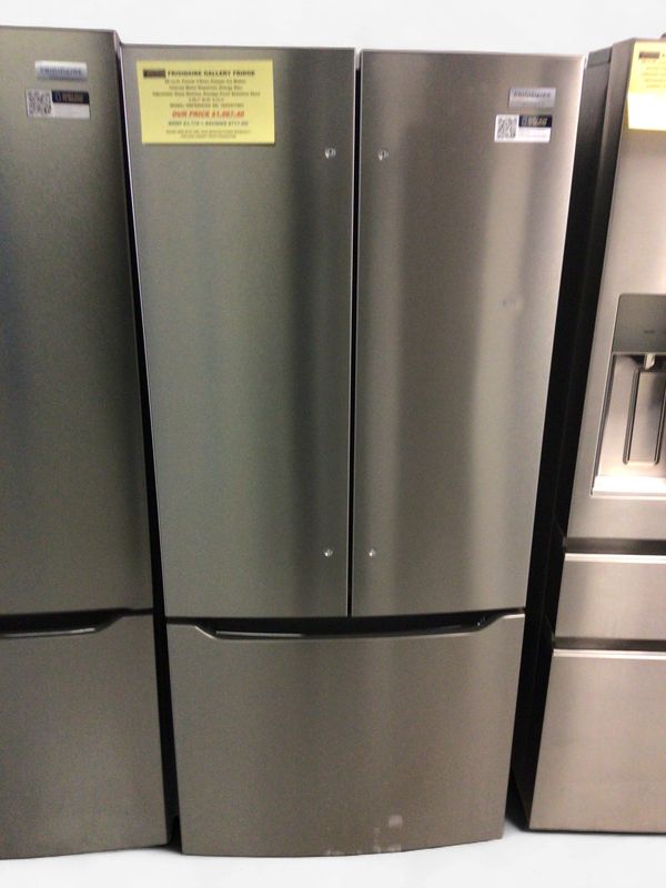 GRFN2023AF Frigidaire Gallery Fridge, 20 cu.ft. French 3-Door with Freezer Ice Maker &amp; Internal Water Dispenser, Energy Star, Smudge Proof Stainless Steel, H.68.7" W.30" D.33.3"