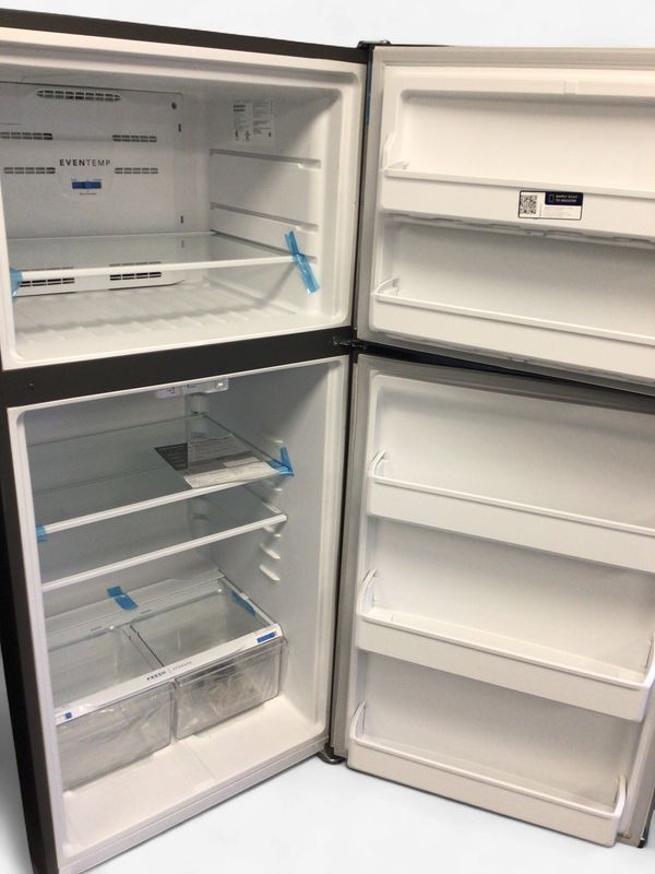 FFHT2022AS Frigidaire 20 cu. ft. Fridge, Top Mount, Garage Ready, EvenTemp Cooling, Glass Shelves, Ice-Maker Ready, Energy Star, Stainless Steel, H.66.38" W.30" D.32"