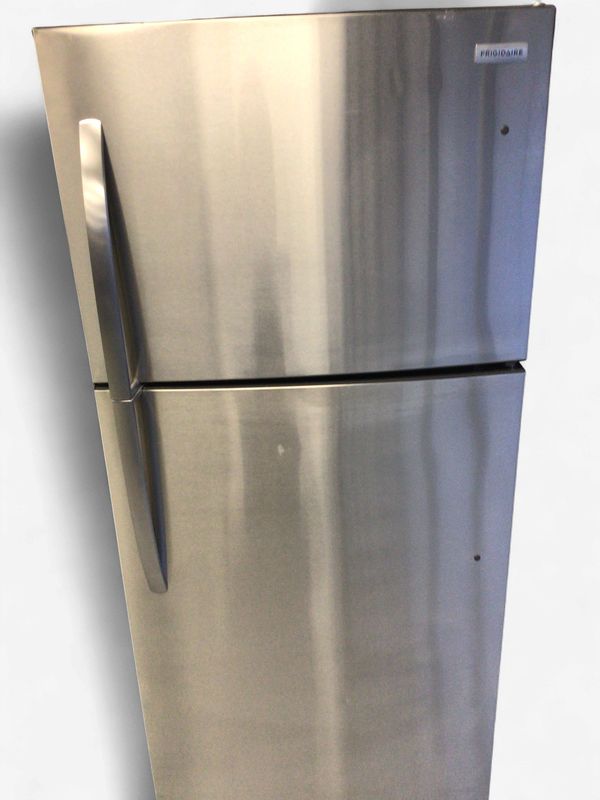 FFHT2022AS Frigidaire 20 cu. ft. Fridge, Top Mount, Garage Ready, EvenTemp Cooling, Glass Shelves, Ice-Maker Ready, Energy Star, Stainless Steel, H.66.38" W.30" D.32"