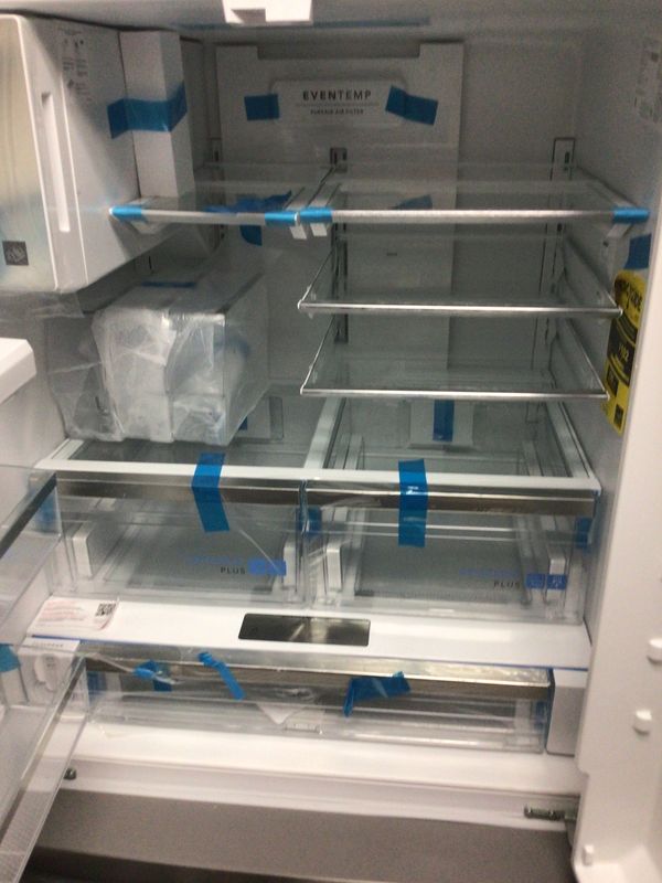 GRFS2853AF-1 Frigidaire  Gallery Fridge, 28 cu ft. French 3-Door with Exterior Ice &amp; Water Dispenser, High Capacity Dual IceMaker, Adjustable Temp Drawer, Sabboth Mode, Energy Star, Smudgeproof Stainl