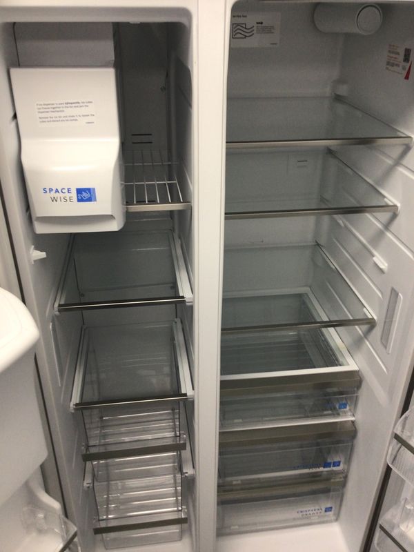 GRSS2652AF-2 FRIGIDAIRE GALLERY FRIDGE 26 cu.ft. Side by Side, High Capacity Ice Maker, Water &amp; Ice Dispenser, EvenTemp Cooling, Frost Free, Energy Star, Fingerprint Resistant Stainless Steel, H.69.88