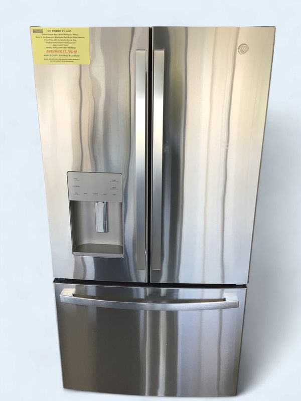 GYE21JYMFS GE Fridge 21 cu ft 3 -Door French Door,Space Saving  Ice Maker, Water and Ice Dispenser, Adjustable Spill Proof Glass Shelves, Frost Free, ADA Compliant, Energy Star, Fingerprint-Resistant 
