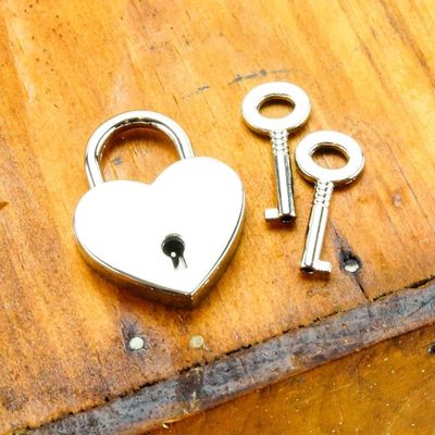 Heart Shaped Lock with Keys, Color: Chrome