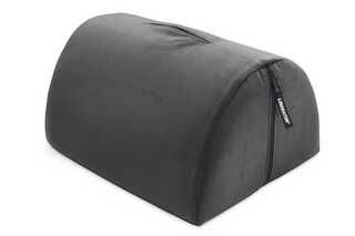 BonBon, Color: Black