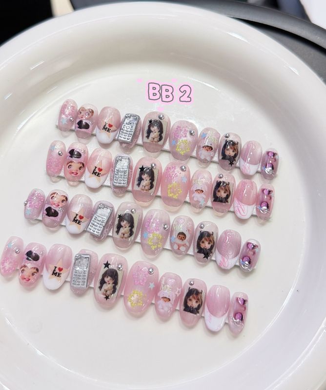 Trending Nails