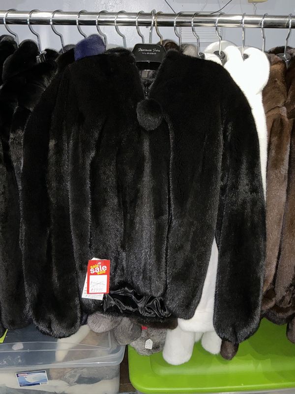 Women’s Dyed Ranch Mink