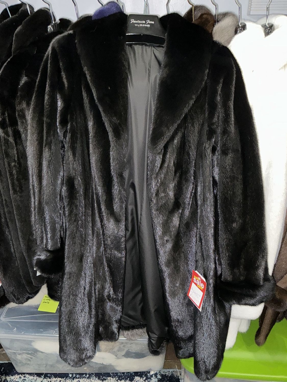 Women’s Natural Mink 2, Color: Ranch, Material: USA / F4066 / 328942, Size: Size M