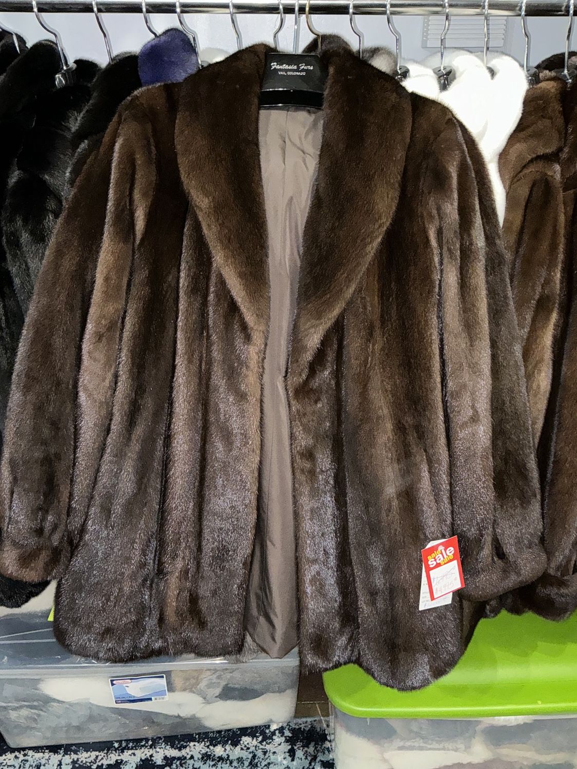 Women’s Mahogany Mink CH, Material: Finland / 727 / 471350, Size: Size XL