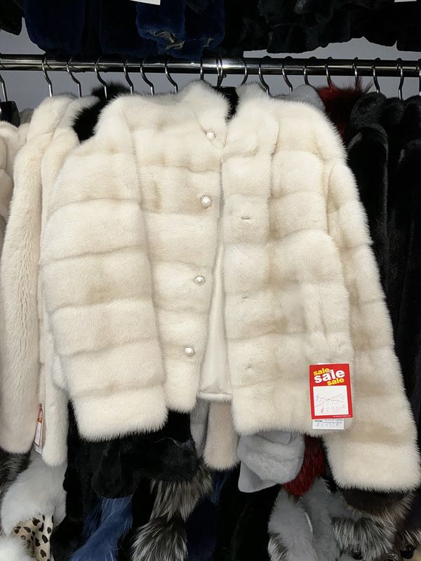 Women’s Natural Pearl Mink