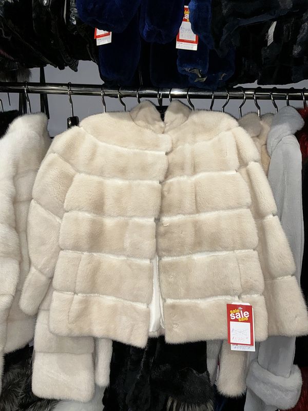 Women’s Natural Pearl Mink FRN