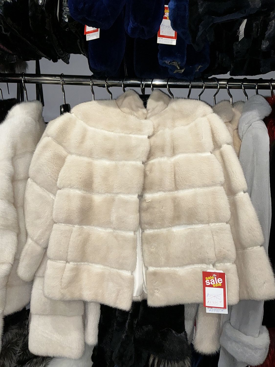 Women’s Natural Pearl Mink FRN, Material: Finland / 20168 / 329542, Size: Size S