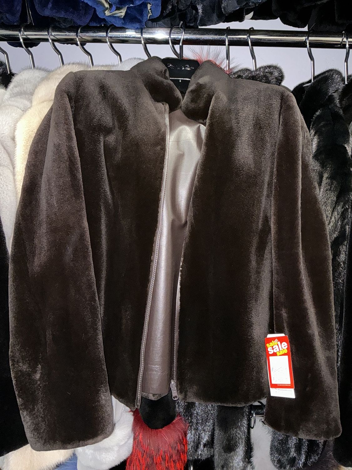 Dyed  Sheared Mink Reversible Leather, Color: Brown, Material: Denmark / 124R / 23757634, Size: Size XS