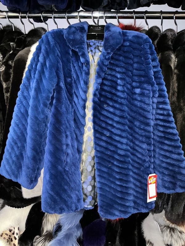 Women’s Dyed Blue Sheared Beaver