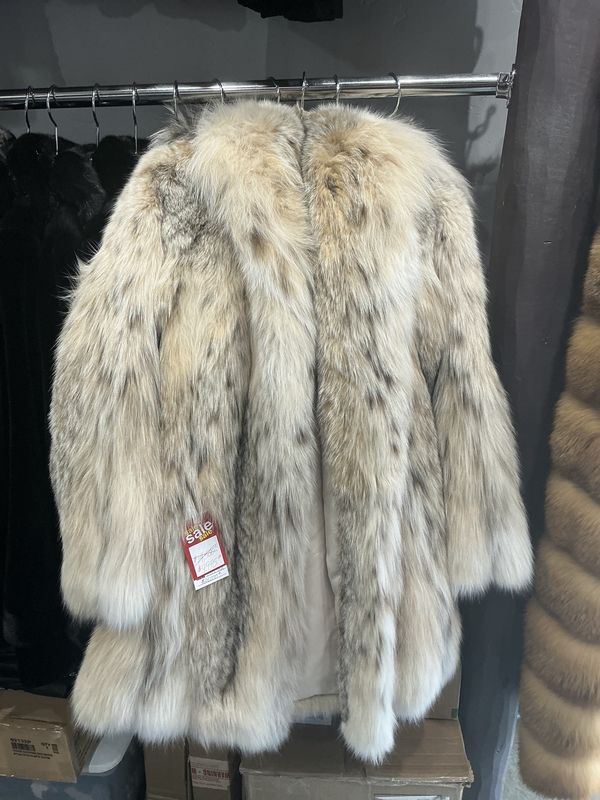 Natural Canadian Lynx CL375