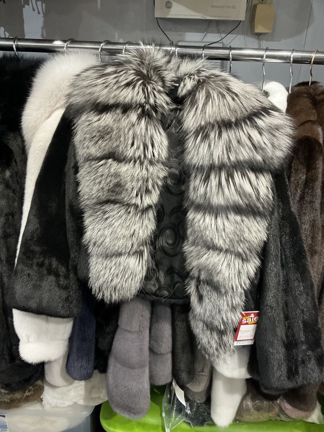 Dyed Ranch Mink w Natural Silver Fox