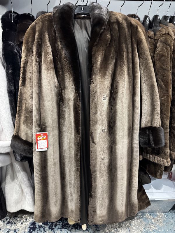 Natural Phantom Sheared Beaver w Natural Ranch Mink