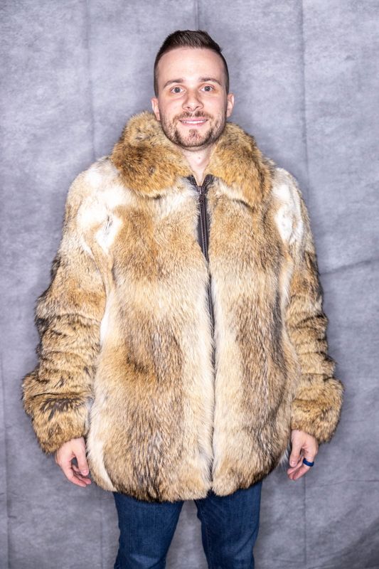 Men’s Natural Coyote Jacket Chosen