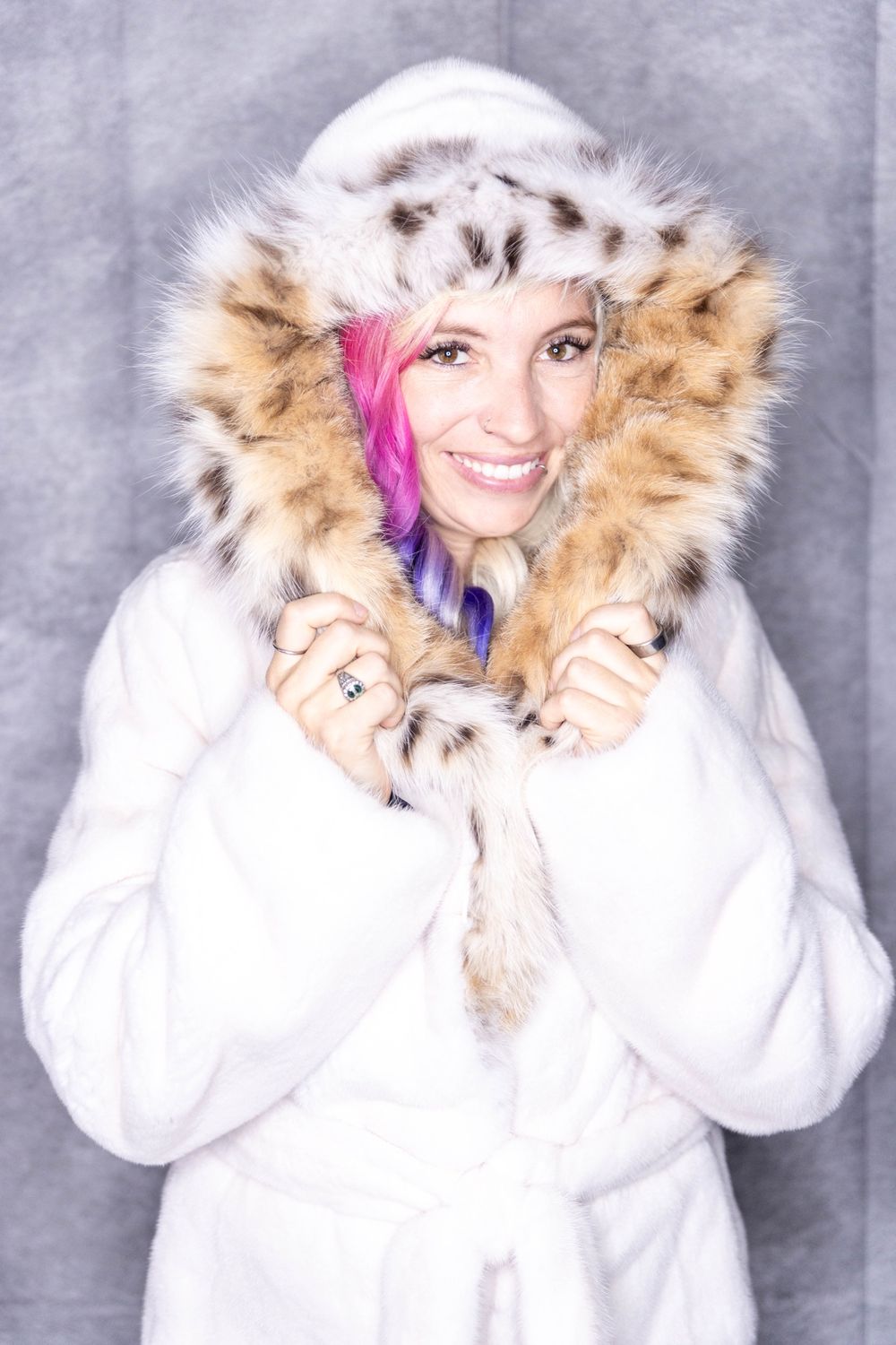 Brightener Added White Mink &amp; Natural Lynx