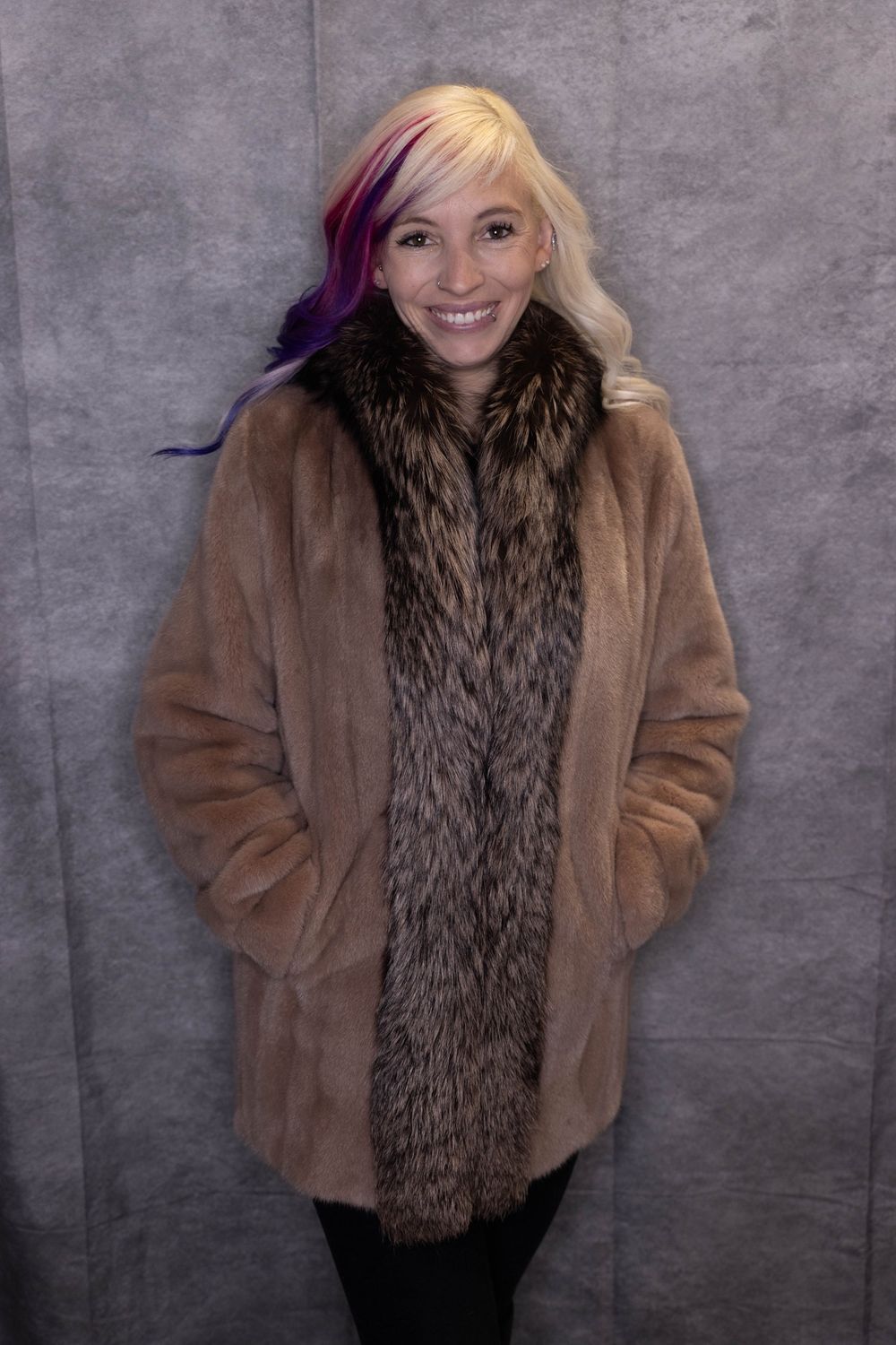 Women&#39;s Dyed Sandalwood Velvet &amp; Dyed Silver Fox