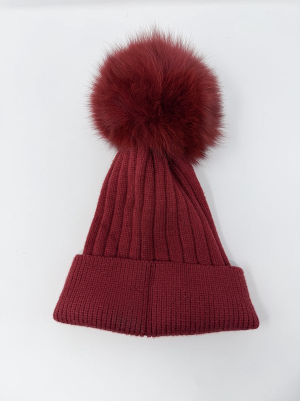 Knitted Hat with Pom (042)