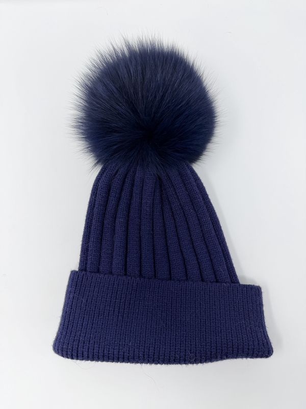 Knitted Hat with Pom (042)