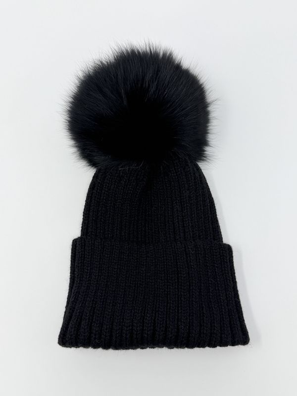 Knitted Hat with Pom (079-150)