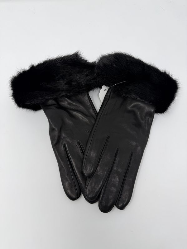 Leather Gloves with Mink Trim