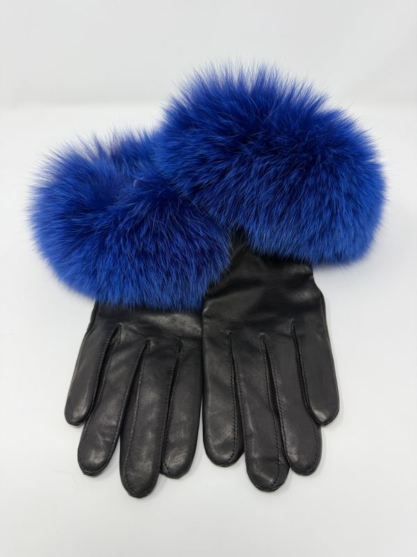 Leather Gloves with Fox Trim