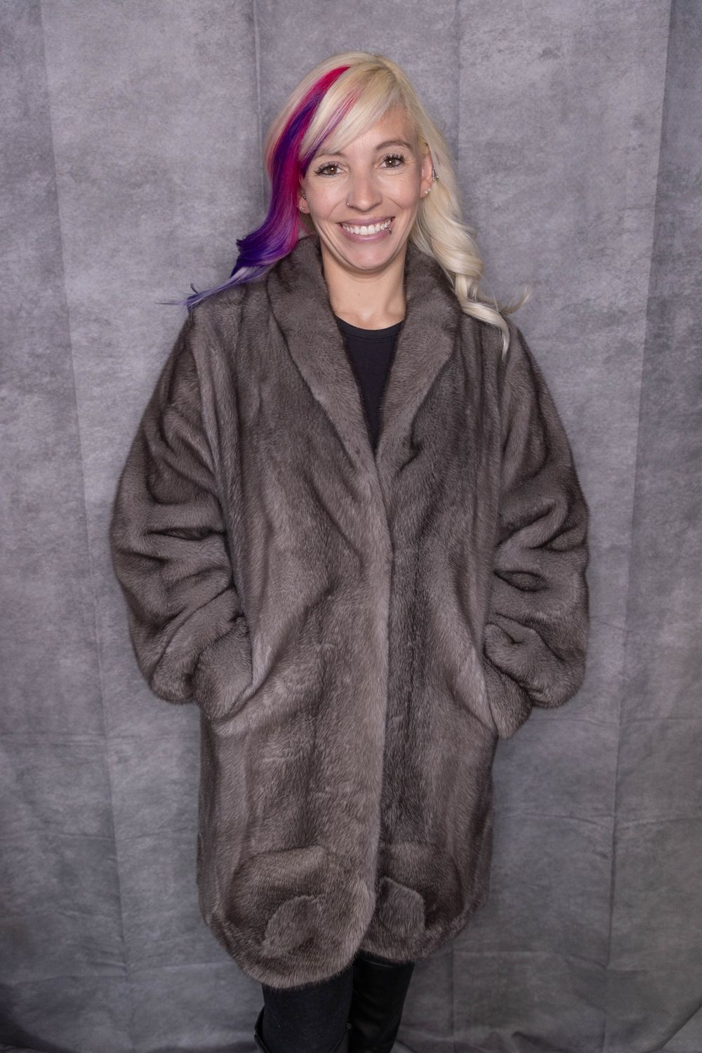 Blue Iris Mink (FLO), Material: USA / 276 / 454656, Size: Size A